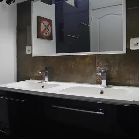 Hébergement de vacances Maison Entière - 2 Doubles Lormont