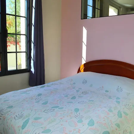 Hébergement de vacances Maison Entière - 2 Doubles *